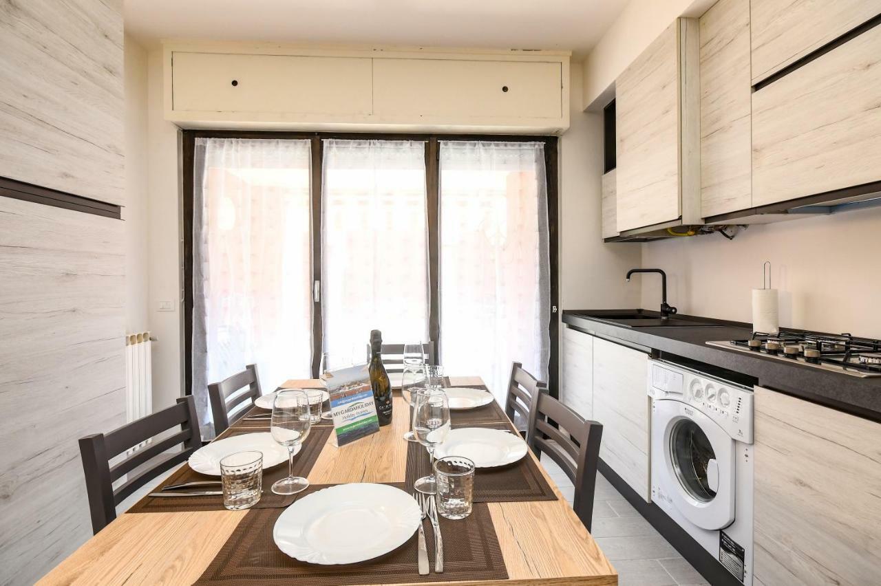 Holiday Sirmione Apartments Exterior photo